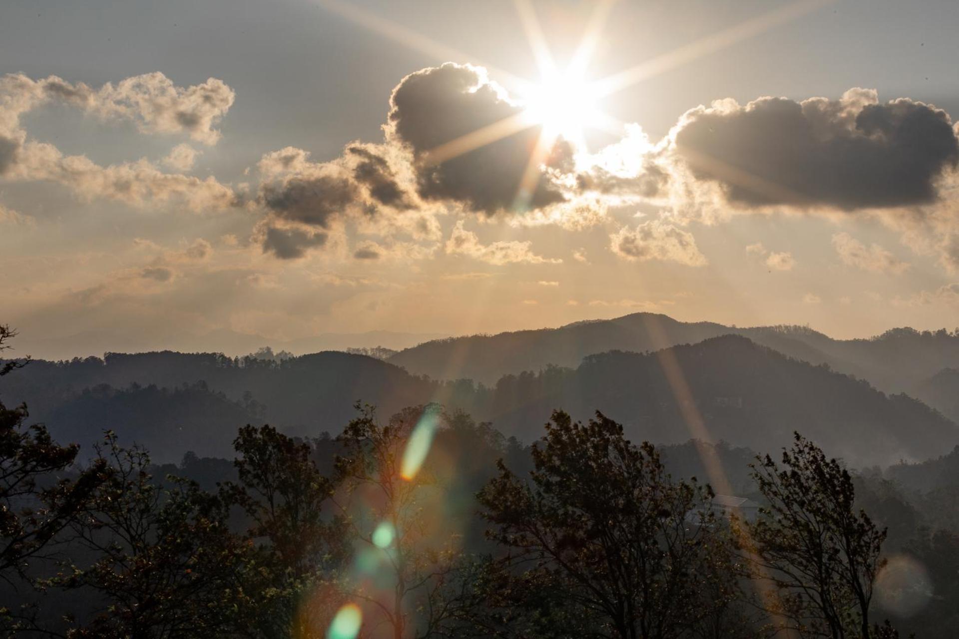Ella Mountain Palace Екстер'єр фото